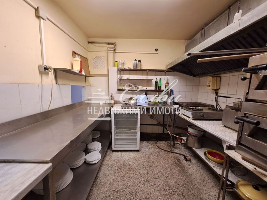 Продава се Заведение в Шумен, Гривица - 300 кв.м за 425 €/кв.м - Снимка #6