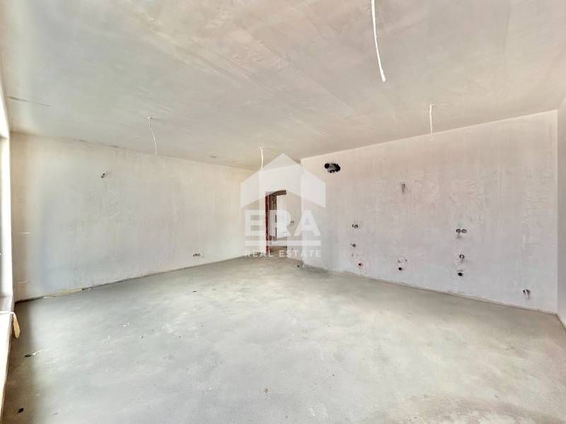 Продава се Четиристаен апартамент в София, Малинова долина - 146 кв.м за 1884 €/кв.м - Снимка #2