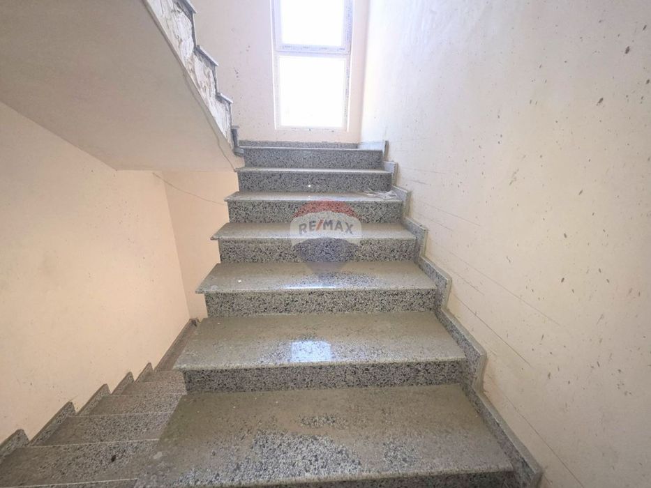 Двустаен апартамент за продажба, кв.Погреби, гр.Варна, ЙГ