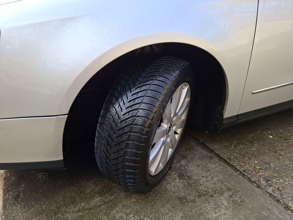 Vand volkswagen pasat 1.9 litri 2010