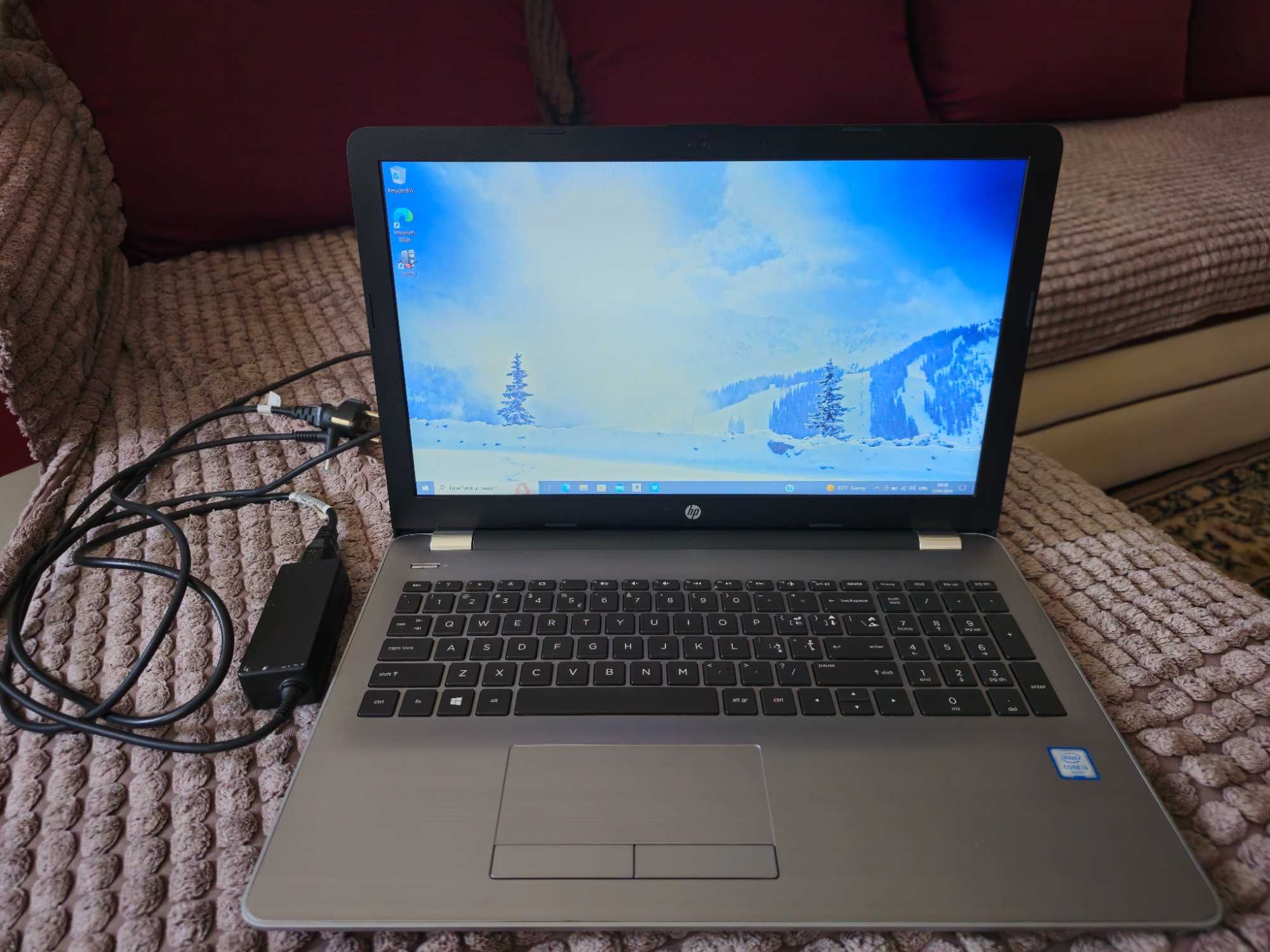 Laptop HP 250 G6, i3, 8 GB RAM, 256 SSD, DVD-RW