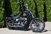Harley-Davidson Softail Breakout 117 Achizitie de noua din reprezentanta