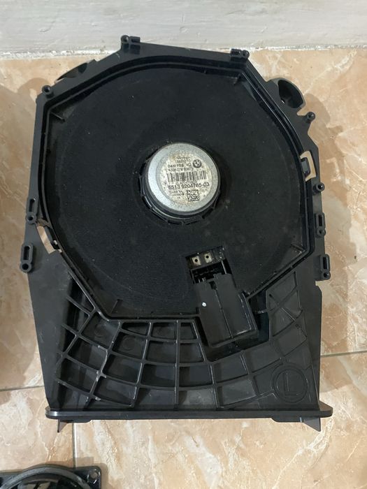 Vand set boxe audio originale BMW E 90,  pret 500 lei