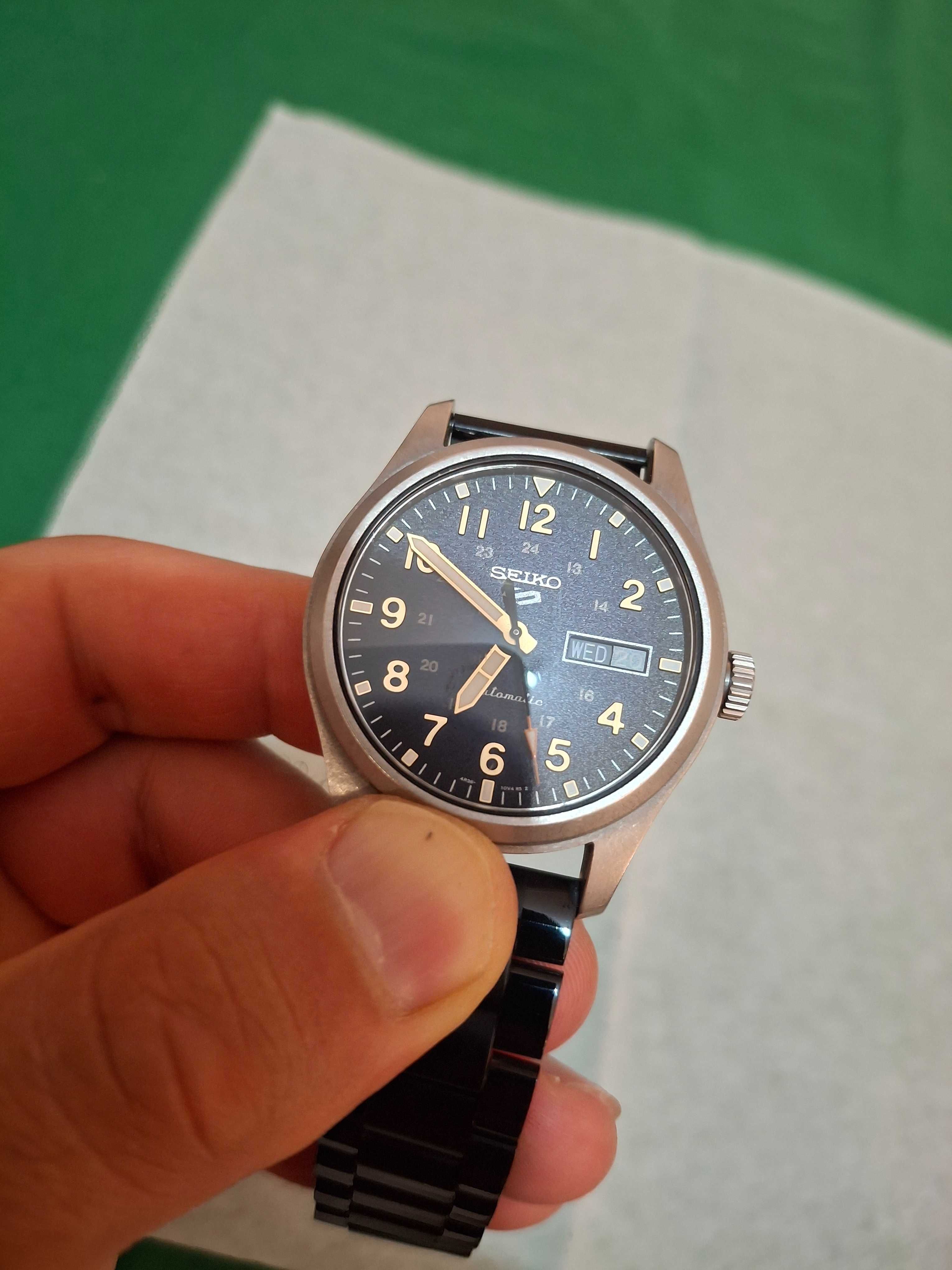 Seiko 5 Sports Field SRPG39K1