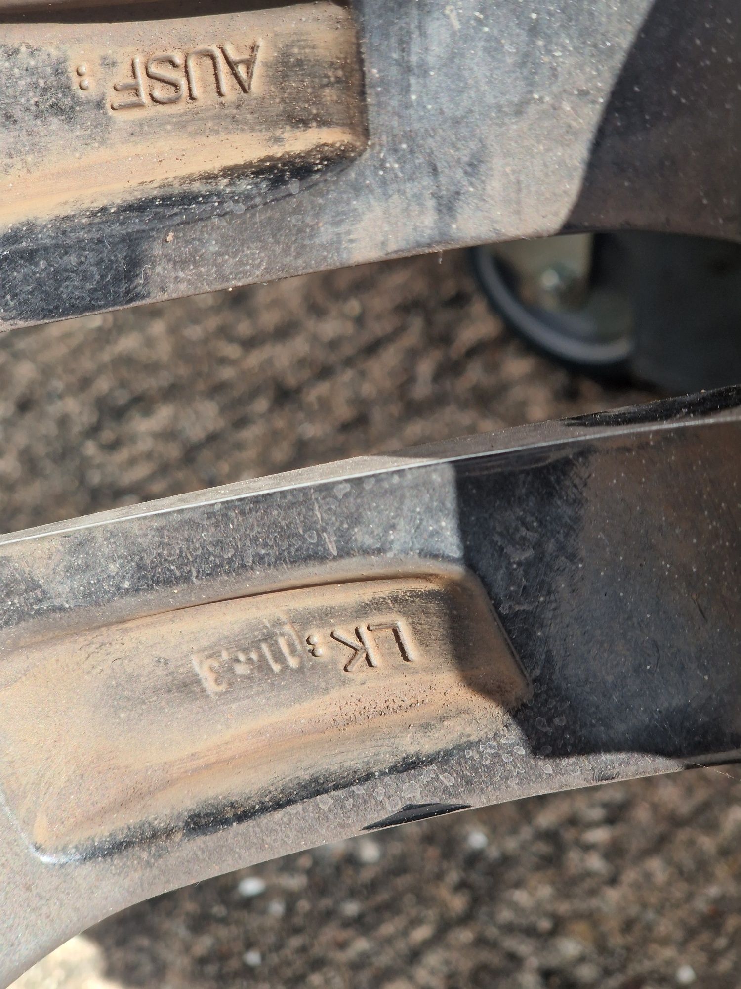 Алуминиеви джанти с гуми  17 ки  225/60r17