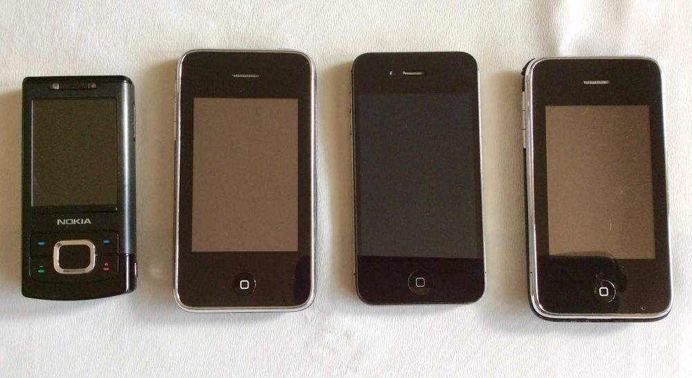 телефони gsm - 4 броя