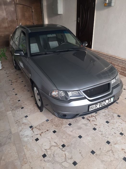 Chevralet Nexia 2 sotiladi. 2015-yil 90.000km prabeg
