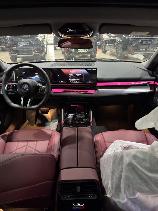 BMW I5 35L год 2025