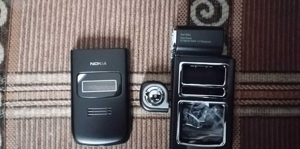 Vand carcasa completa si originla pt Nokia N93