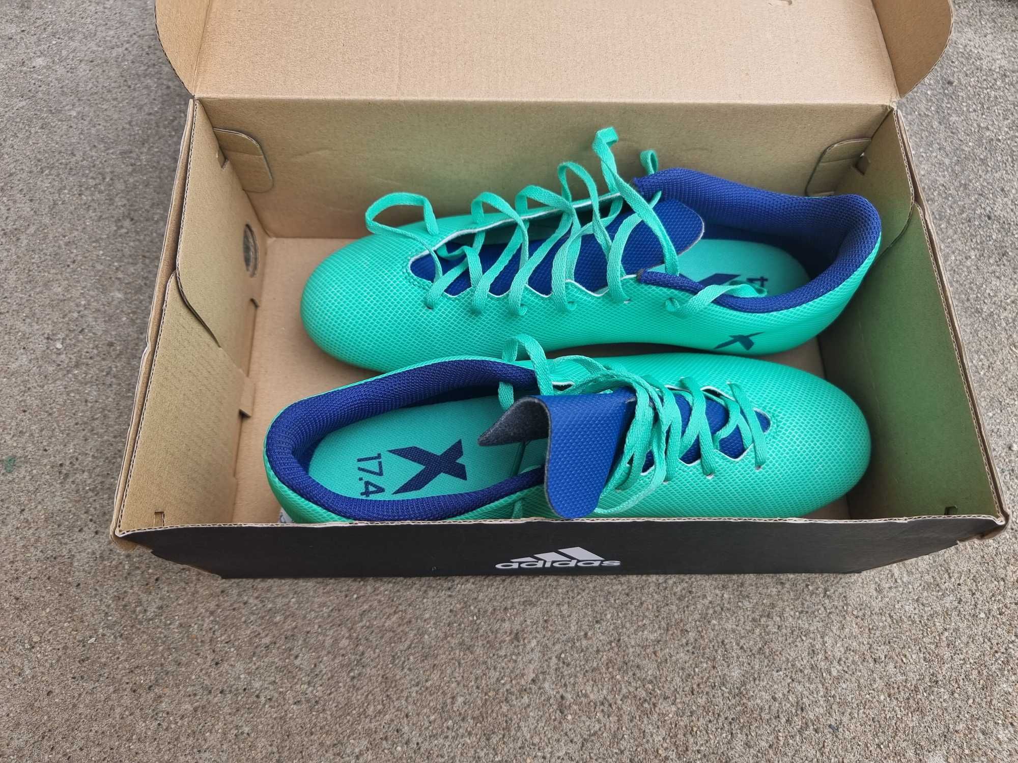 Чисто НОВИ бутонки adidas!!!Без следи от употреба!