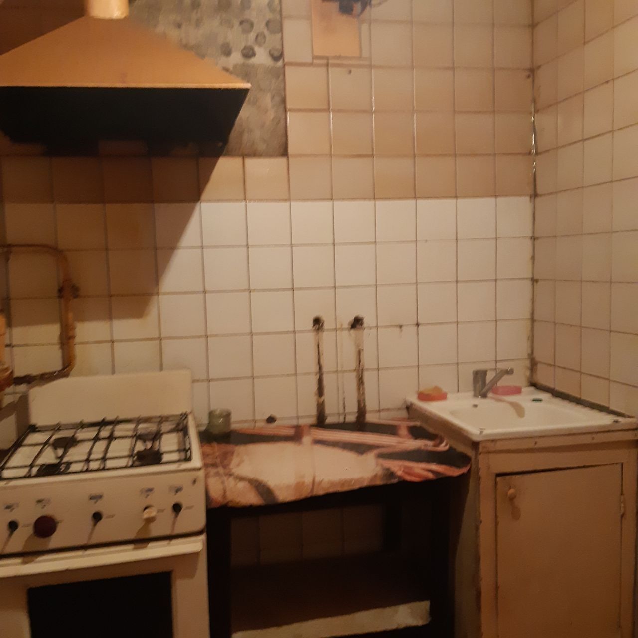 CHILANZAR 26 Kv 1 Xona 2 Xona qilingan 1 etaJ Ortacha RemonT SHaroitla