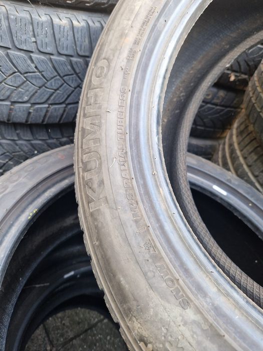 două cauciucuri; 225 55 18 de iarnă,m+s