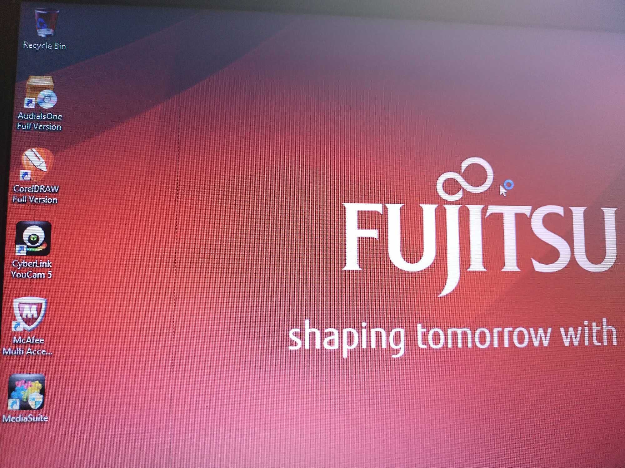 Лаптоп Fujitsu Lifebook