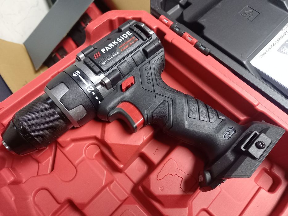 B O R M A S I N A Zte cu sau fără accesorii