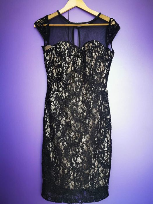 Официална черна рокля