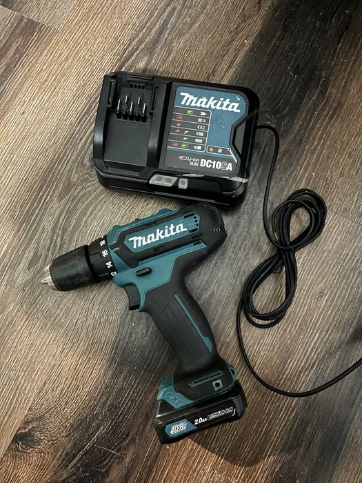 Vand autofiletanta Makita 10.8v/12v