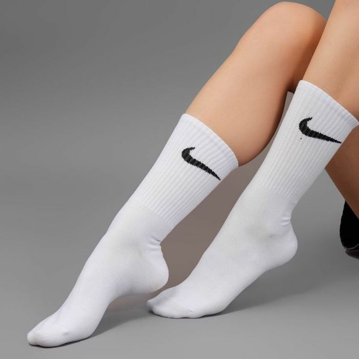 Носки Nike  белые и черные : oq va qora