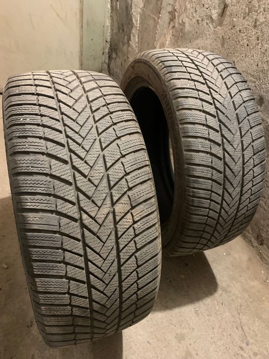 245 45 18 зимни гуми Bridgestone