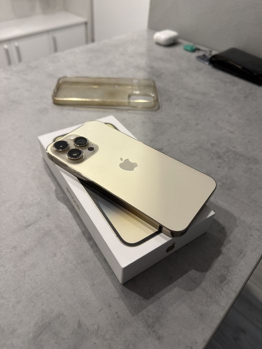 iPhone 14 Pro Max Gold – 128 GB, stare impecabilă!