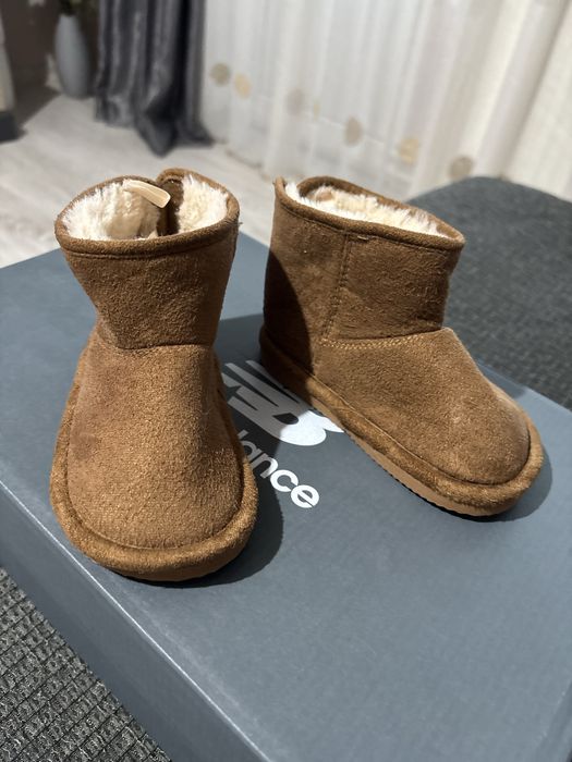 Incăltăminte Biomecanics nr23 /UGG h&m nr22