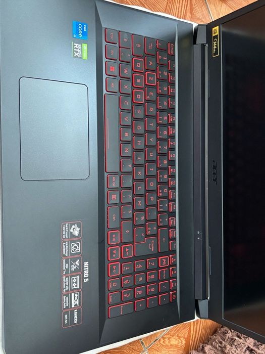 Laptop Gaming Acer Nitro model AN517-54-529X 17,3 INCH