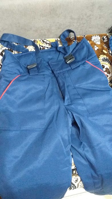 Продам  Рабочую одежду