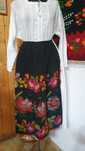 Costum popular (ie/camasa cu poale, sort/zadie/catrinta/boscea)