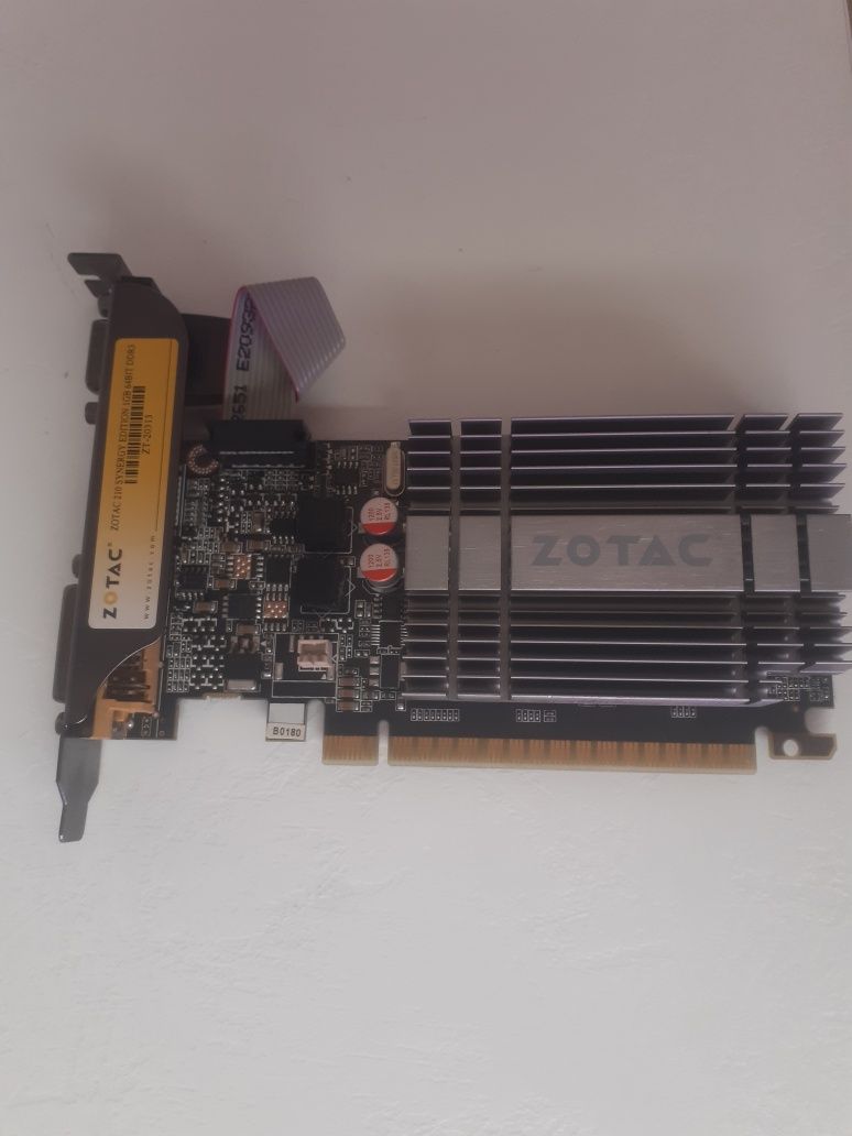 Видеокарта GF GT210 1Gb DDR3 
Ном