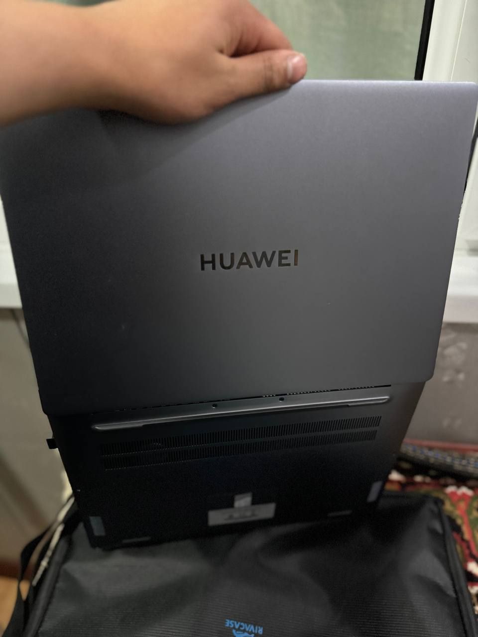 Huawei D14 mate book