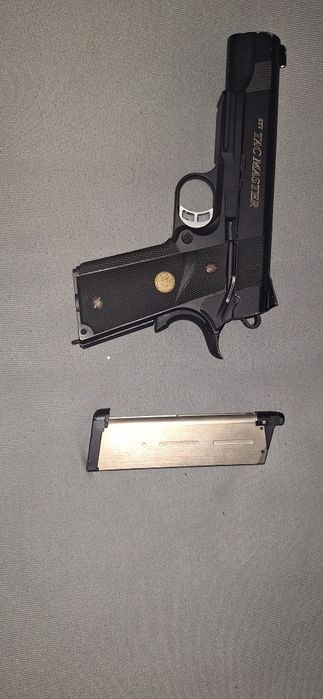 Pistol airsoft full-metal m1911 colt replica