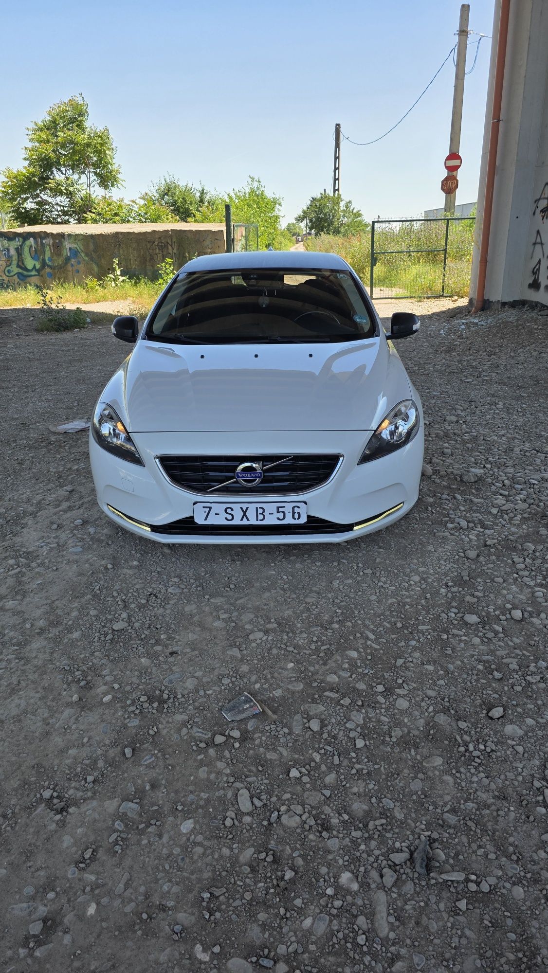 Volvo v40 fab 12/ 2013 1.6 diesel