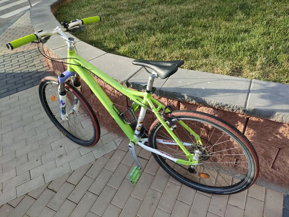 Bicicleta MERIDA 26" Aluminiu shimano XT.
Furca amortizor reglabila.ma