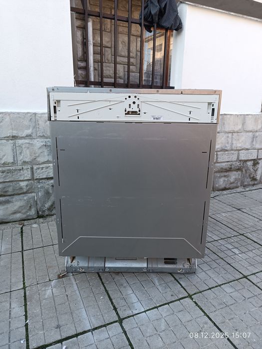 Съдомиялна miele за пълно вграждане