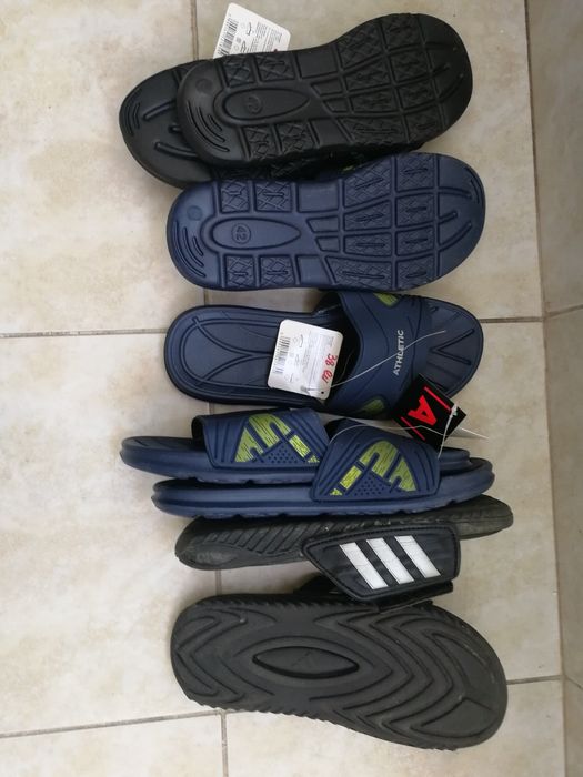 Papuci de plajă noi, nr. 42