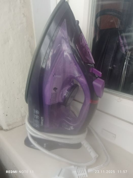 Утюг срочно продам