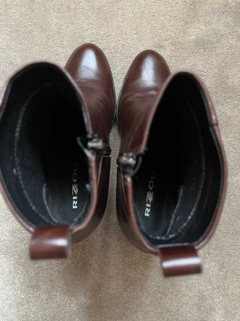 Ghete din piele naturala Rizzoli, 37