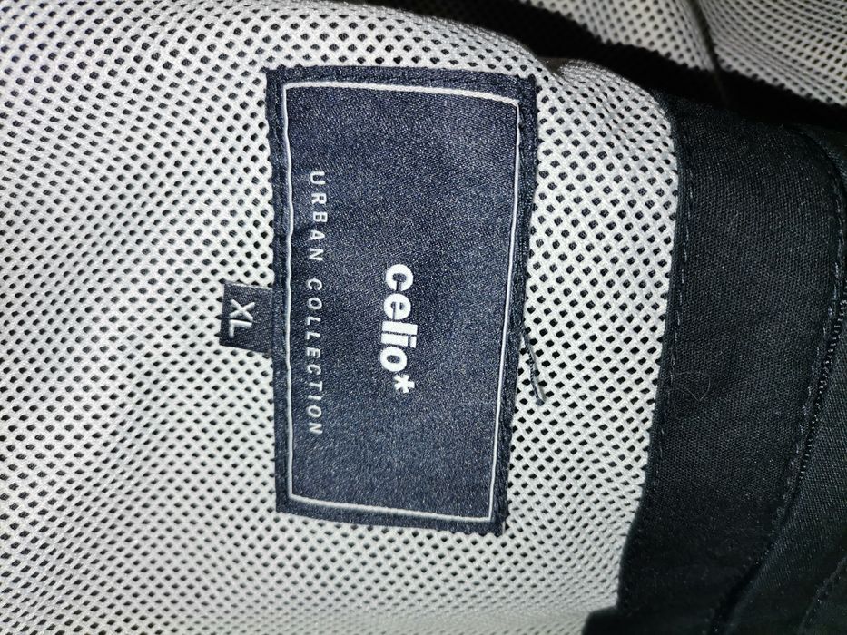 Geaca barbați  Celio mărimea XL  stare foarte buna