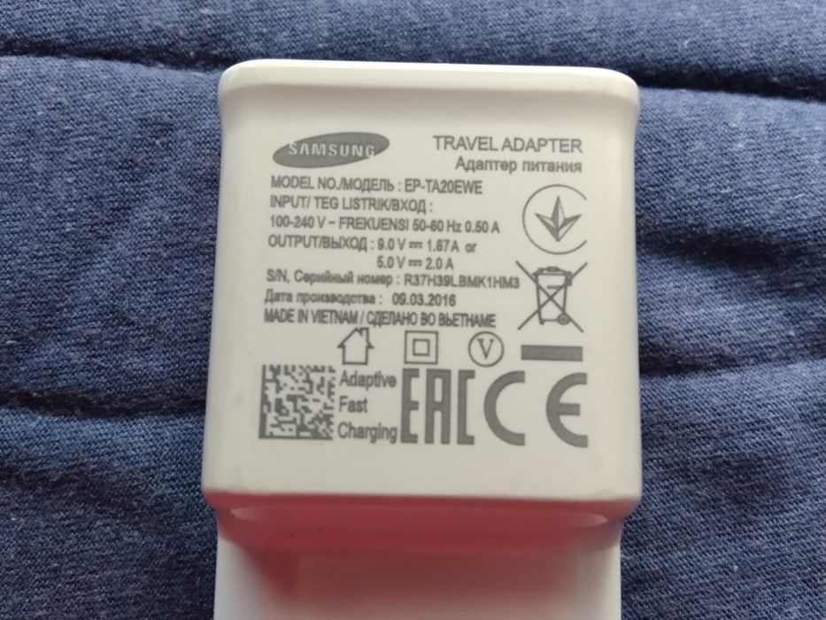 оригинално бързо зареждане за всички смартфони по конкретно на Самсунг