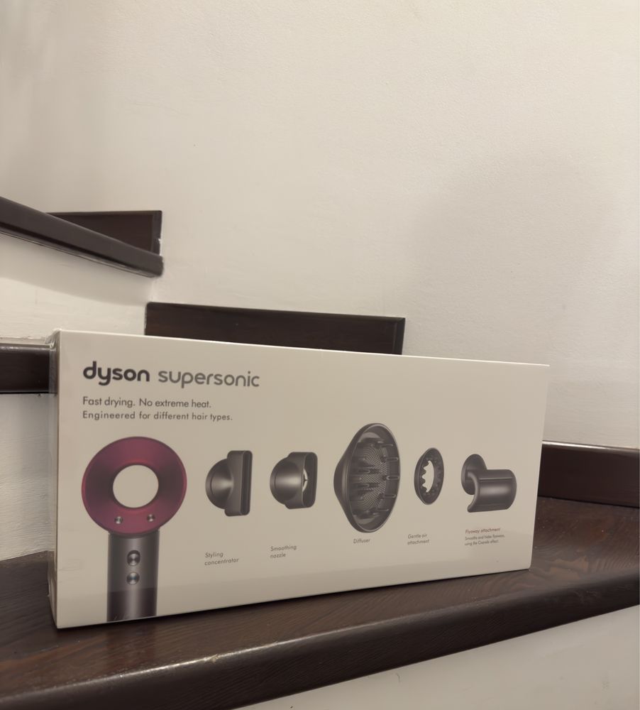 Uscator Dyson HD08 NOU
