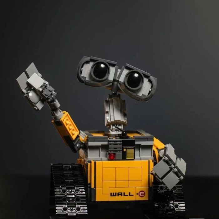 Робот-конструктор Wall-E
