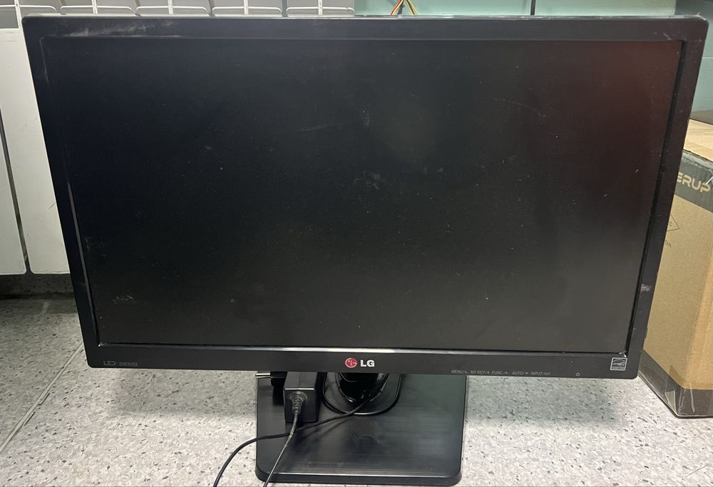 Системник с монитором ( core i3, 4160 , 3,6 ghz)