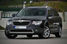 Skoda Superb Skoda Superb 2.0 diesel dsg elegange 4x4