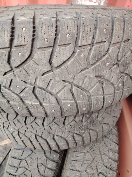 Шины зимние с шипами bridgestone blizzak 285/60/18