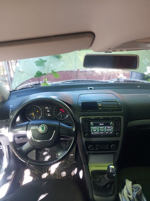 Vând Skoda octavia2  Avariata