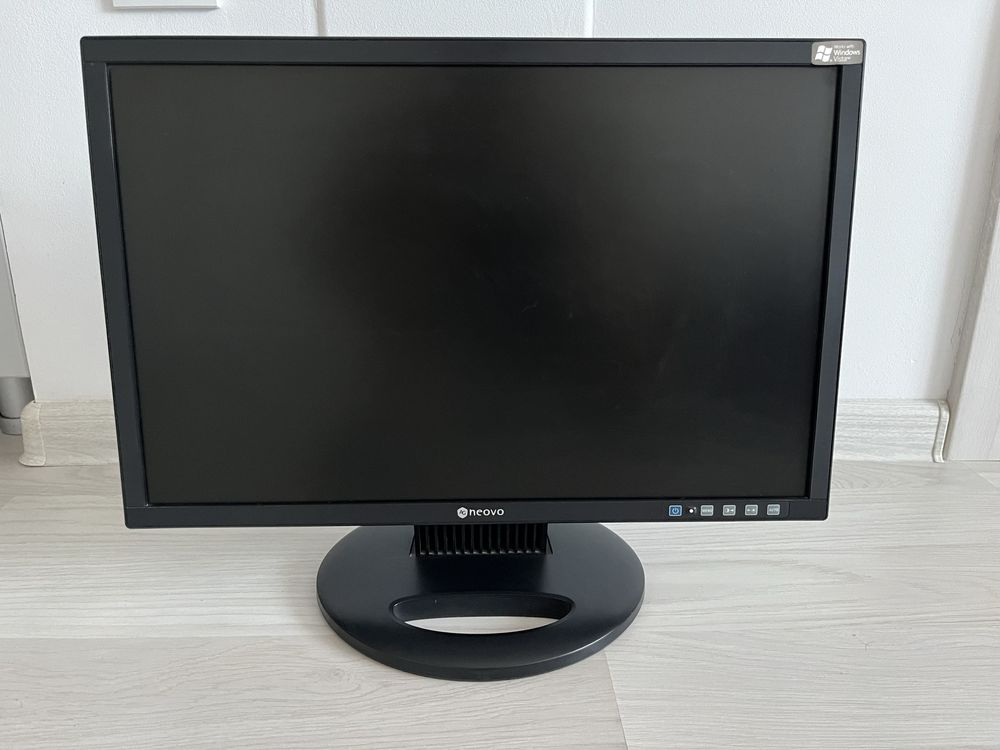 Monitor Neovo 19” VGA