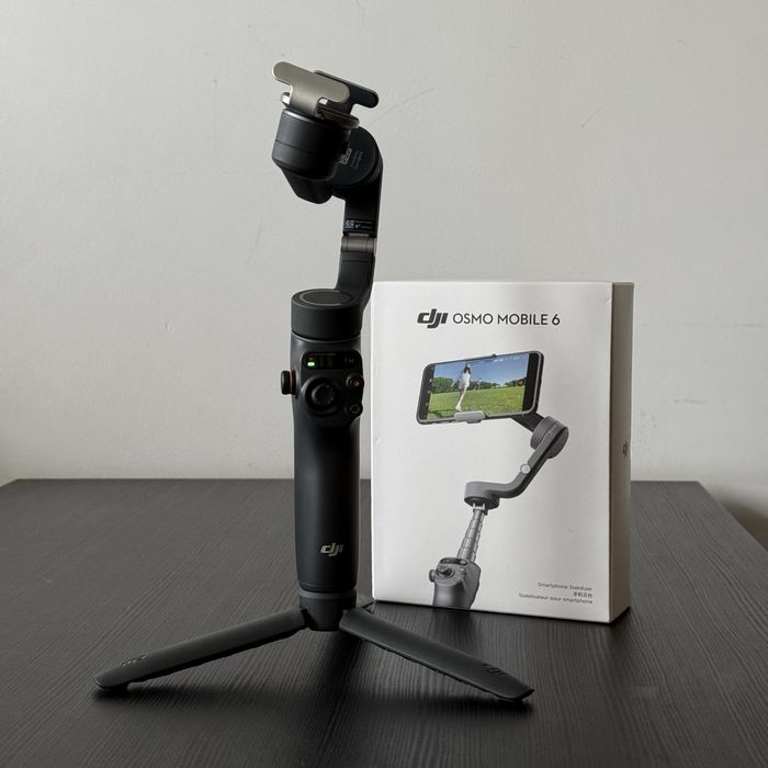 Стабилизация за телефон DJI Osmo Mobile 6