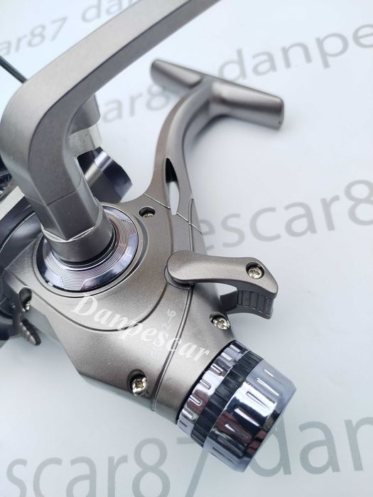 Mulineta FL FAST 6000 10 rulmenti pentru crap cu tambur LongCast