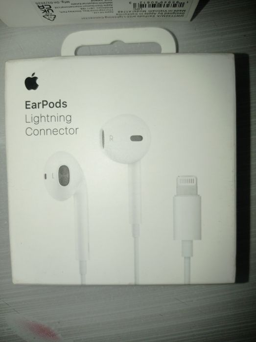iphone naushnik ariginal