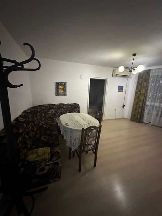 Дава се под наем Двустаен апартамент в Бургас, Център - 55 кв.м за 400 € - Снимка #1