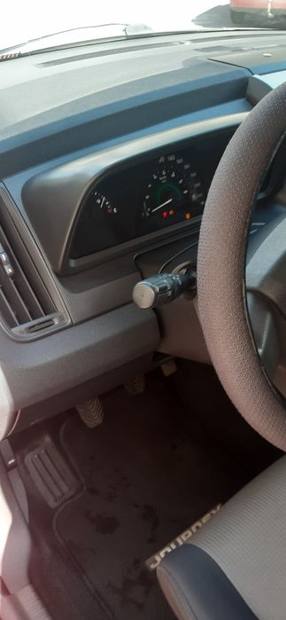 Vând  Dodge journey